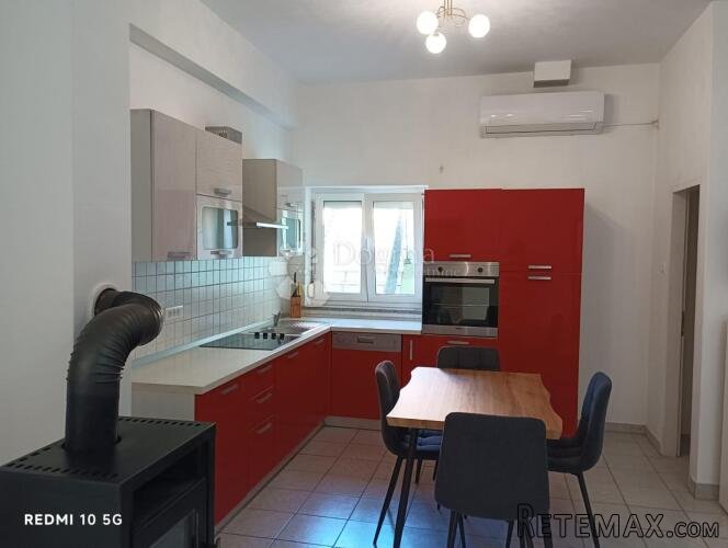 Rijeka, G. Drenova – Moderna etaža 95 m² s garažom i okućnic
