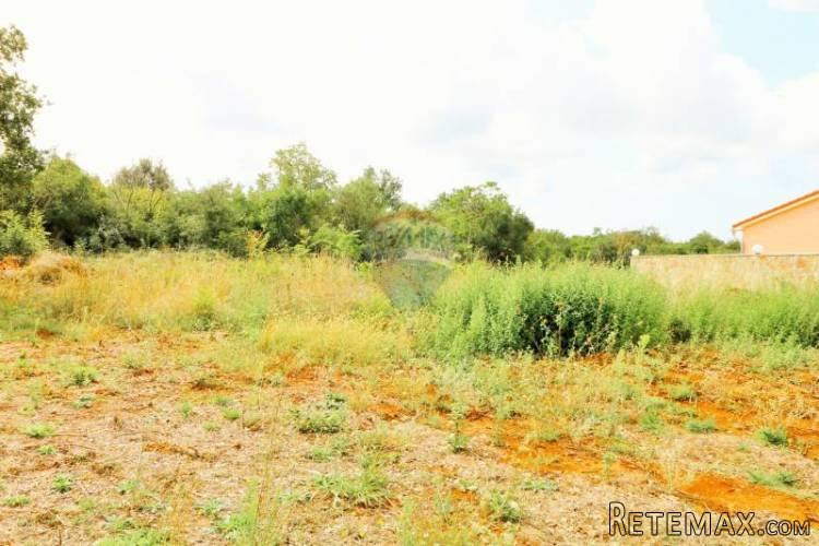 Istra,Peroj zemljište 337m2