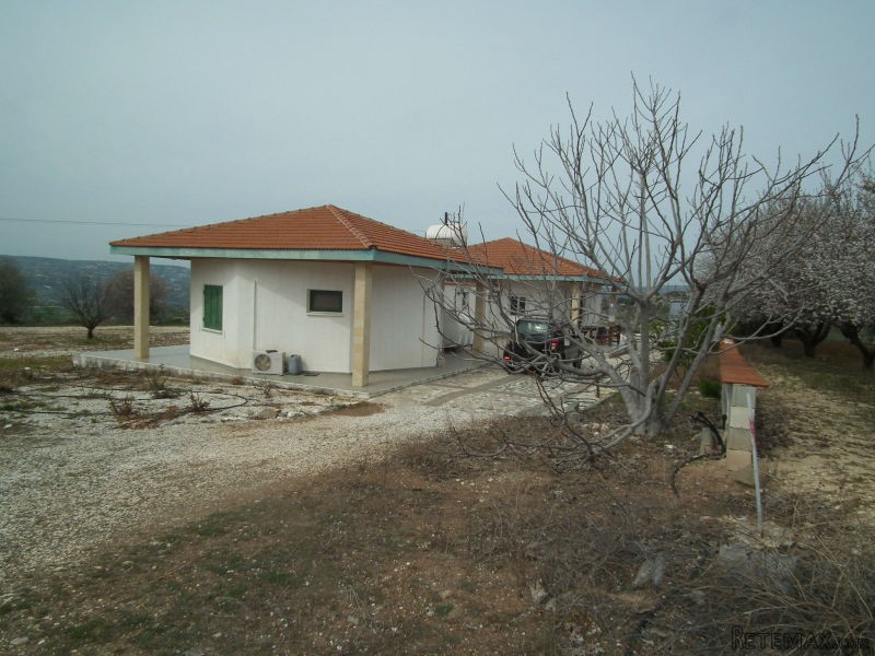 4 Bedrooms - Land - Paphos - For Sale - 2