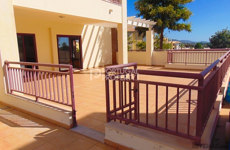 Excellent 2 Bed Apartment With Huge.. - 2