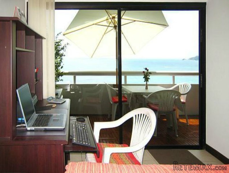 Cool 1 Bedroom Seaview Apartment in..
