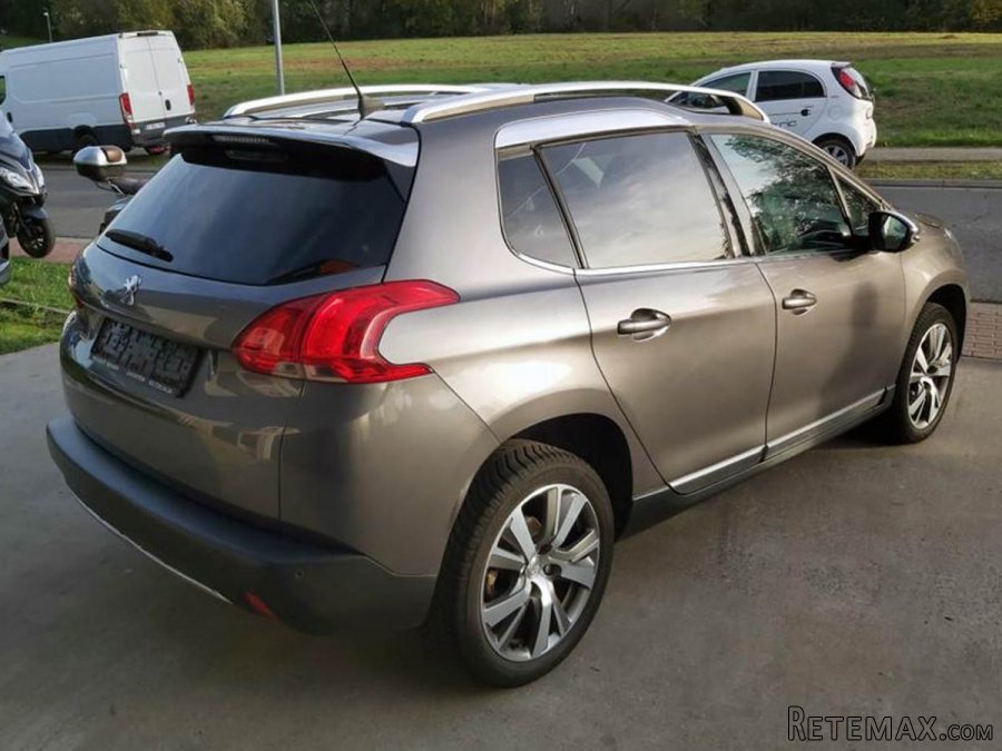 Peugeot 2008 1.6 HDi Allure - 3