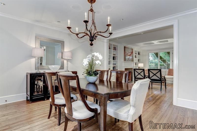 5 bedroom Town House For Sale: 1320.. - 2