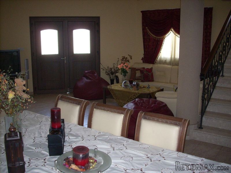 Resale four bedroom detached house in.. - 2