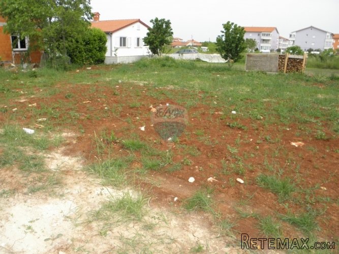 Građevinsko zemljište u Valbandonu