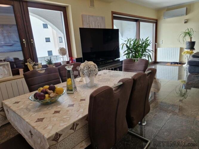 KUĆA S 4 APARTMANA - DRUGI RED OD MORA - 3