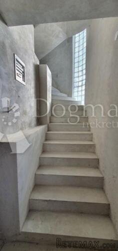 KUĆA S VELIKIM POTENCIJALOM - 3