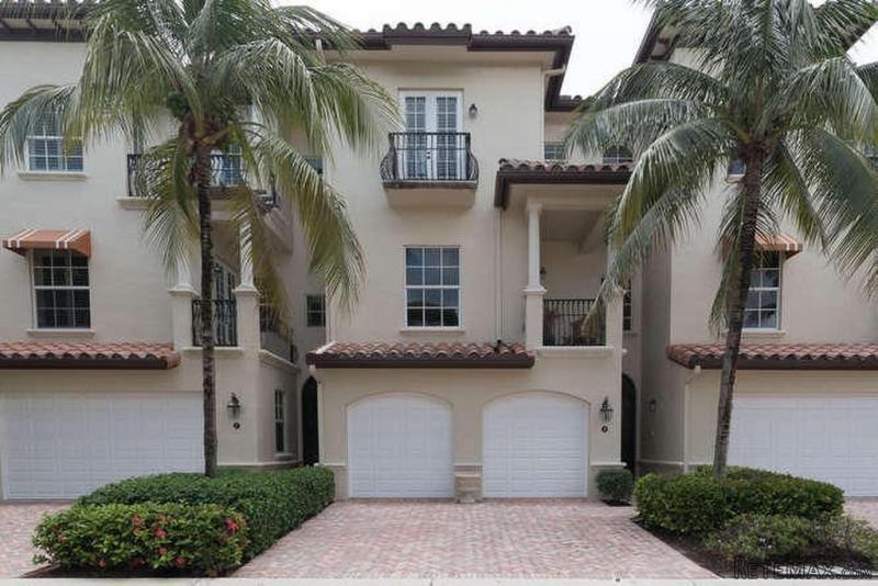 26 Marina Gardens Dr, Palm Beach..