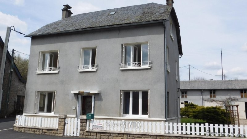 Correze. St Angel. Lovely spacious 4..