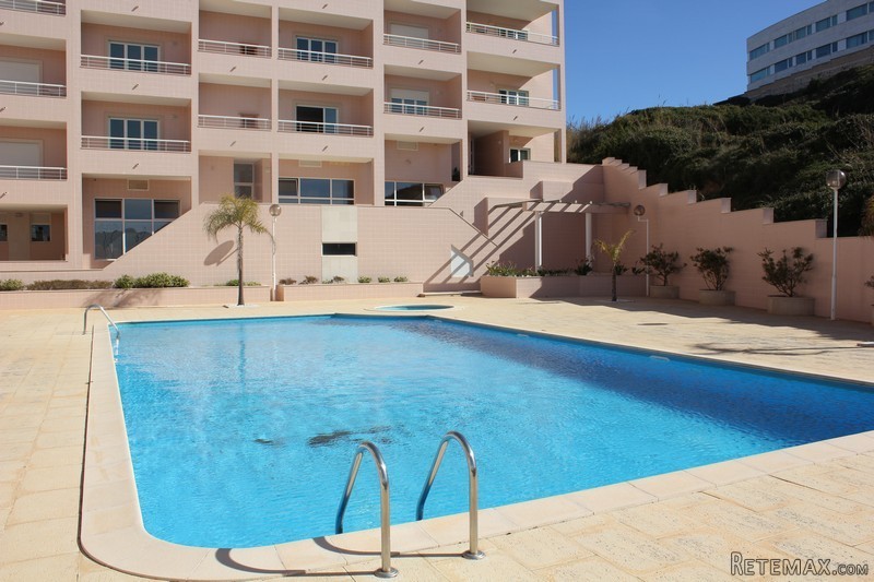 Apartment in Sao Martinho do Porto, Sea..