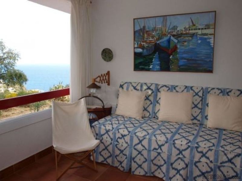 Lovely Apartment With Sea Views In Cala..