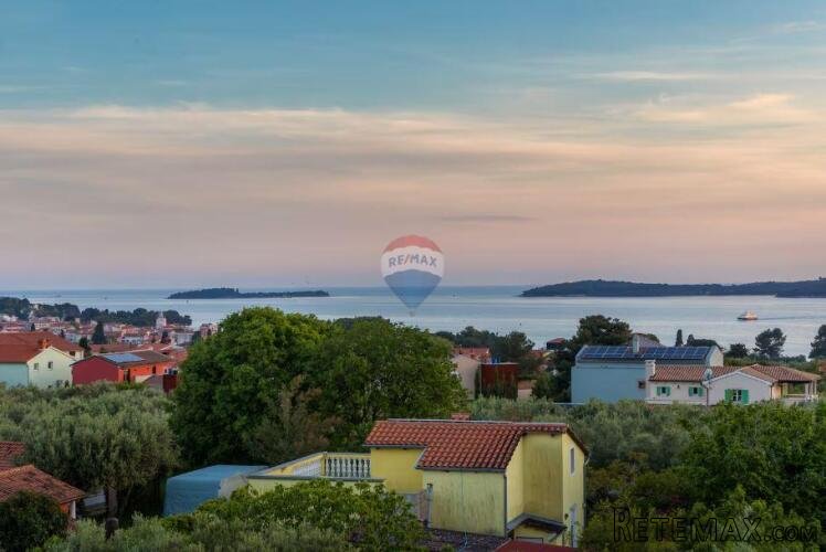 Istra, Fažana, moderna vila 700 metara od mora sa panoramski - 2