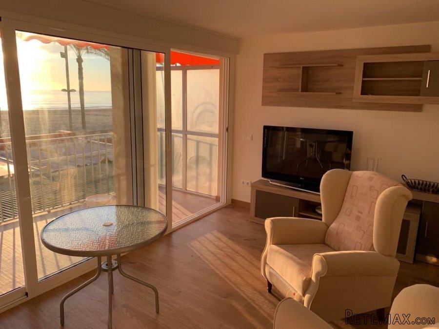 Maravilloso apartamento en la primera playa línea del mar.. - 2