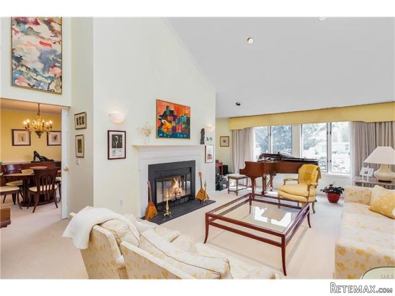 2 bedroom Apartment For Sale: 143.. - 2