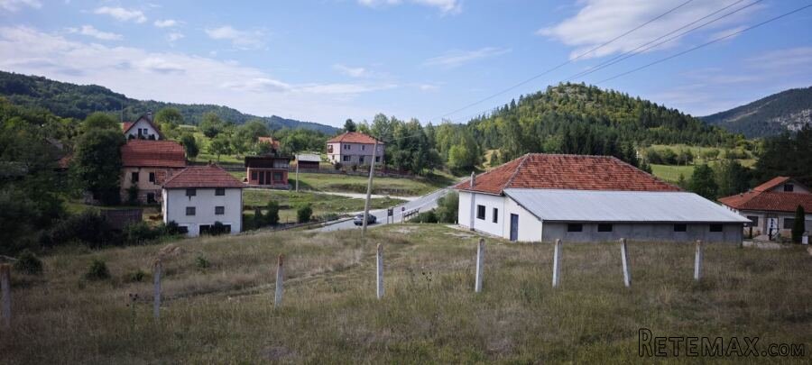Prodajem poslovno-stambeni objekat - 4