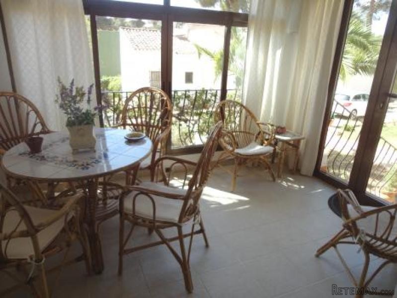 V1516 - 2 Bedroom, 2 Bathroom Bungalow.. - 2