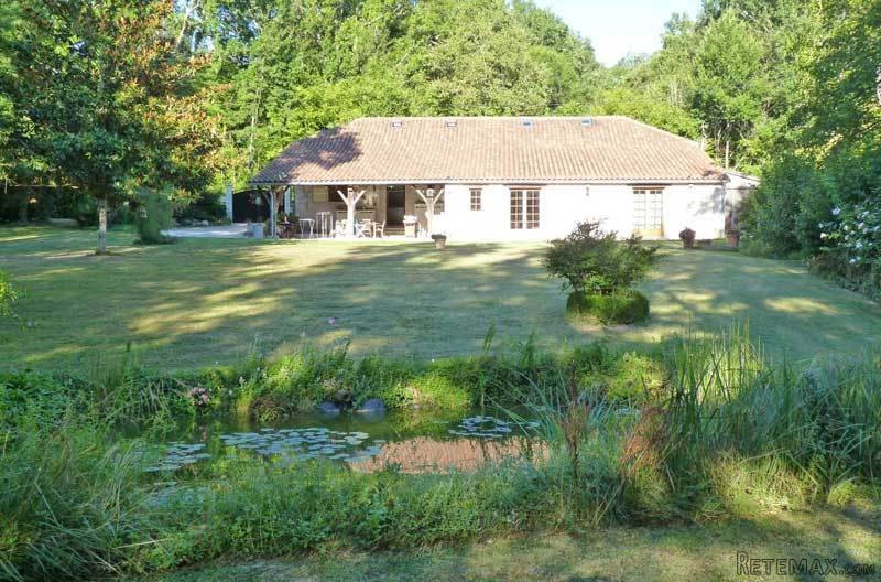 Maison De Maitre For Sale With Garden..