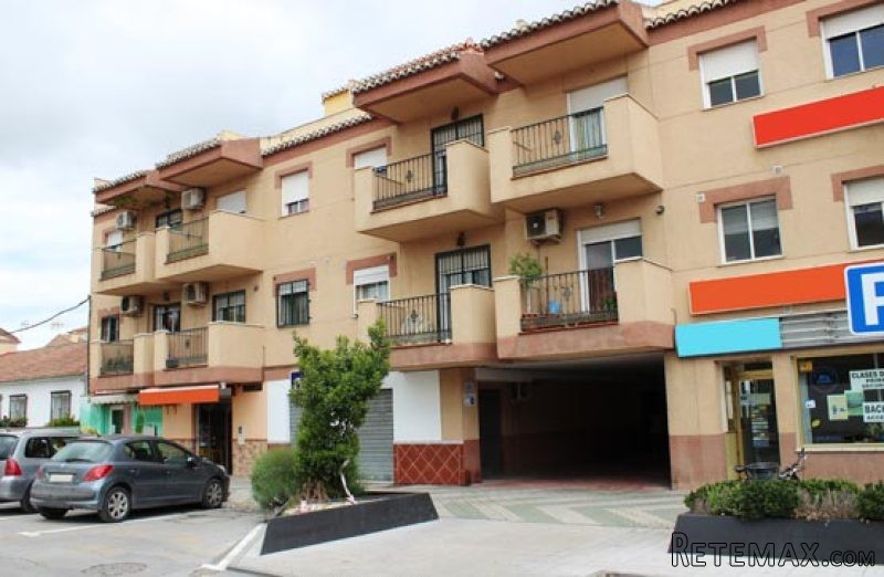 2 Bedroom Attic Apartment in Las..