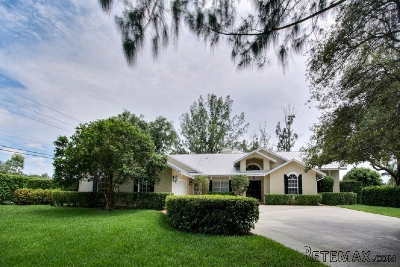 4 bedroom House For Sale: 11200 NW 5th.. - 2