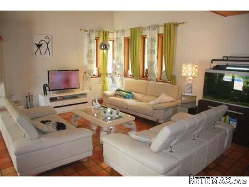 3 bedroom Villa For Sale: 03200 VICHY - 2