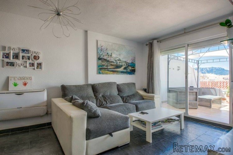 Reformed 3-bedroom penthouse for sale in the centre of.. - 2