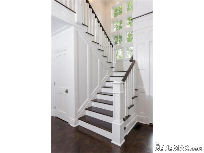 5 bedroom House For Sale: 20 BIRCH.. - 2