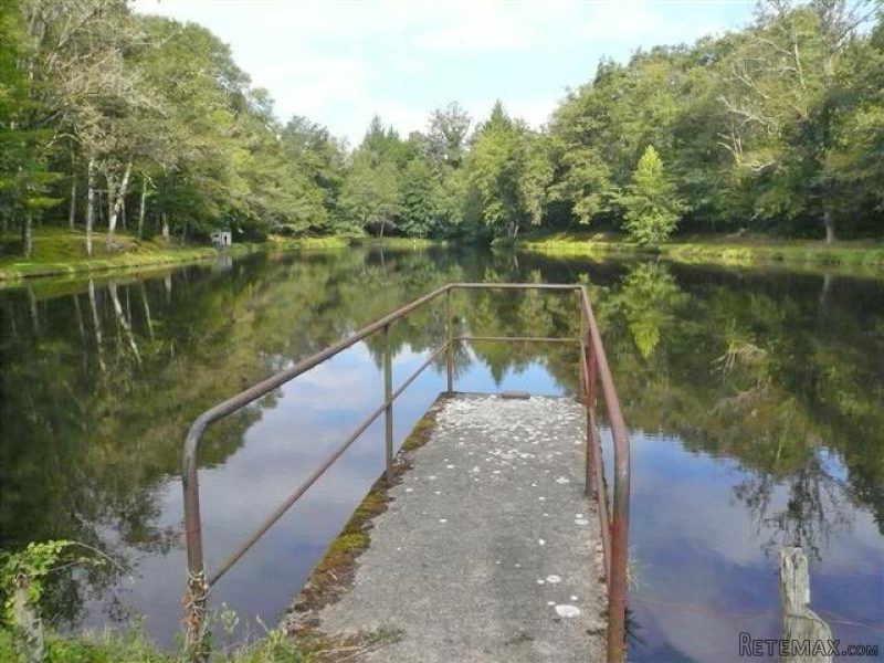 Lake With Cabin In The Limousin Area - 2