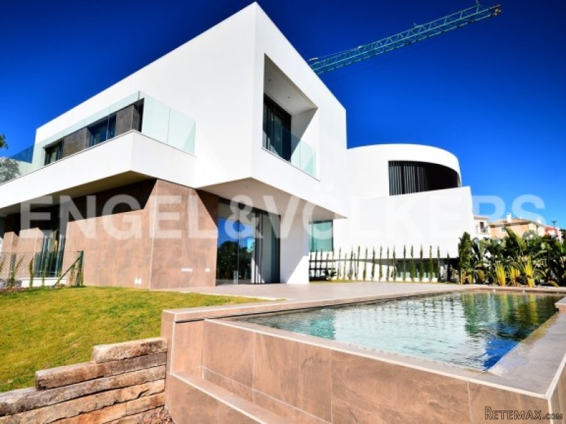 Exclusive Villa Newly Built With Luxury.. - 2