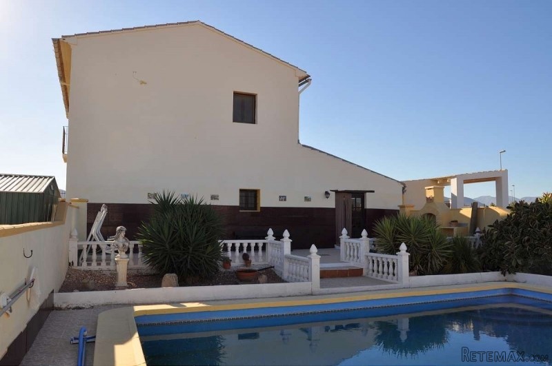 Aspe Large Country House