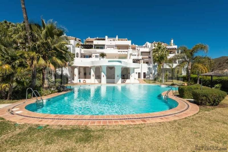 Apartment For Sale In La Quinta Golf..