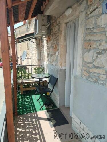POREČ (okolica) - Kamena kuća sa 2 stana - 2