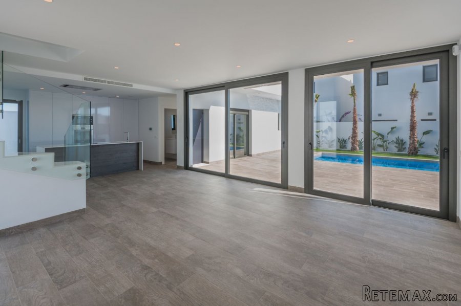 Magnificent two floor villa with private swimming pool. The.. - 3