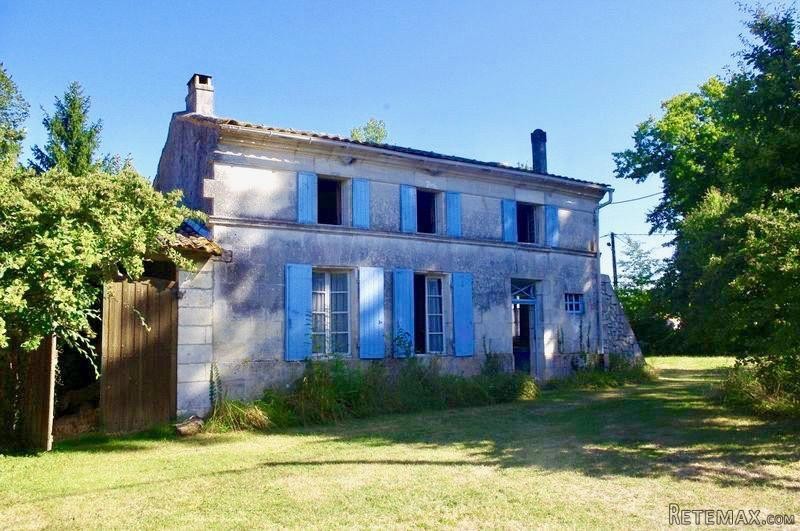3 Bedroom Country House For Sale