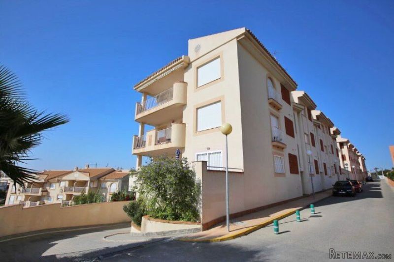 3 bedroom, 2 bathroom Apartment, (build.. - 2