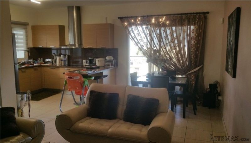 SPACIOUS - MODERN 2 bedroom apartment..