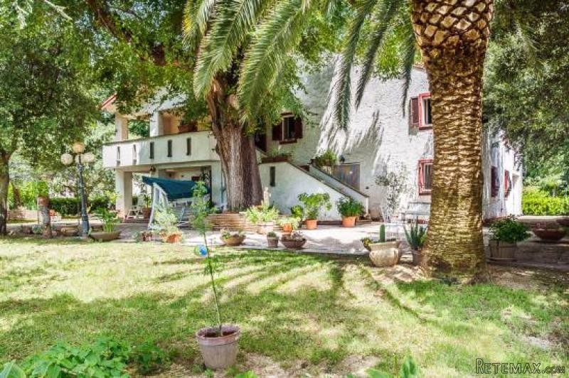 Property - Marche - For Sale