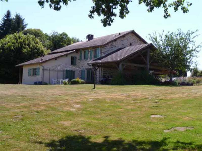 Comfortable 4 Bed Stone House Located.. - 2