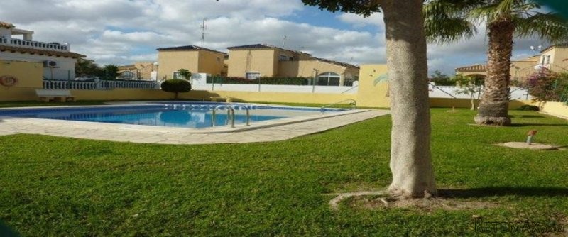 Furnished house 3 ch jacuzzi pool..