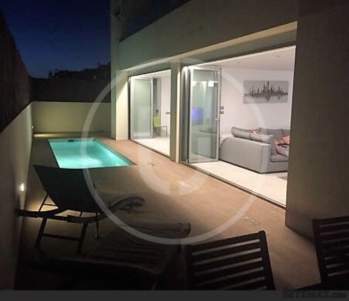 Modern luxury apartment with pool - 2