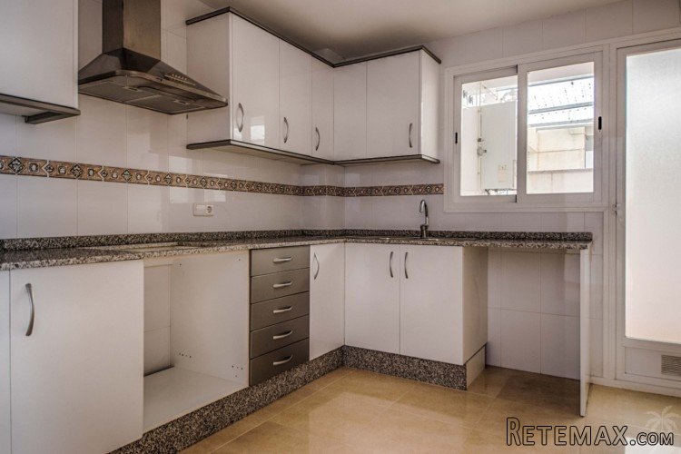Large apartment on the second line in Altea This three-bed.. - 5