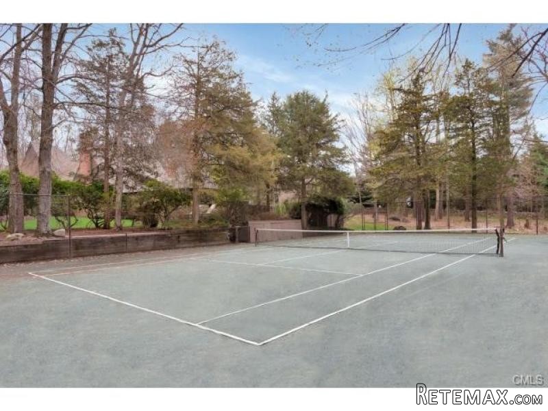 5 bedroom House For Sale: 7 RIDGE ROAD.. - 2