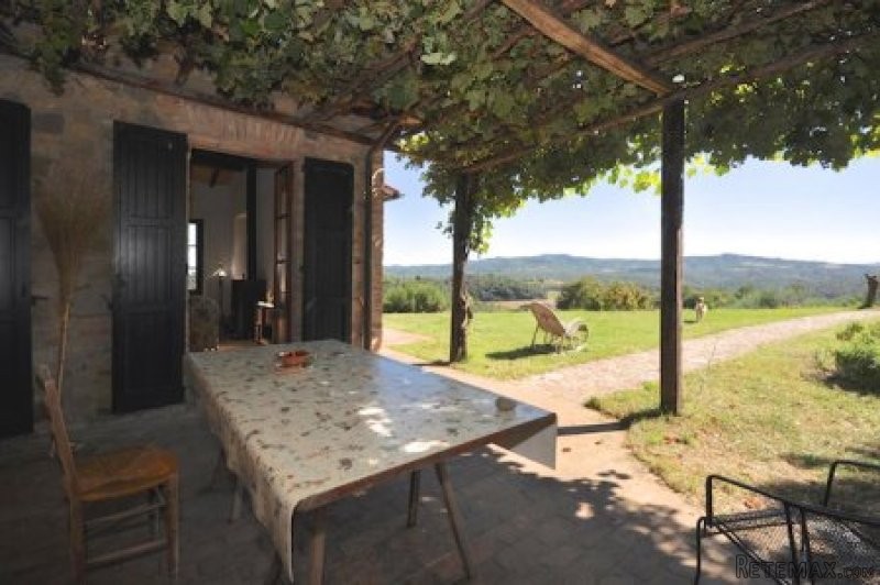 Restored Umbrian House In Great Position - 2