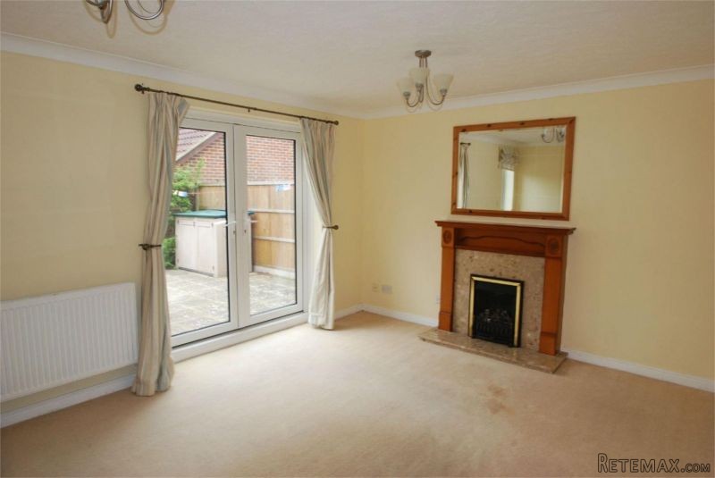 4 Bedroom Detached House - 2