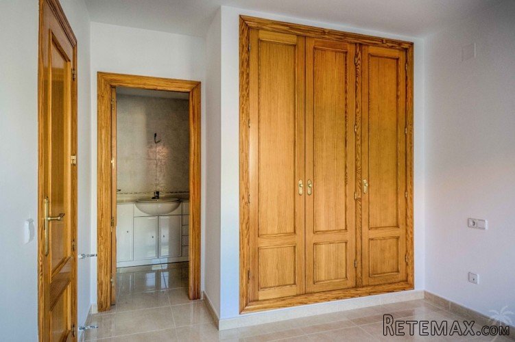 Large apartment on the second line in Altea This three-bed.. - 8