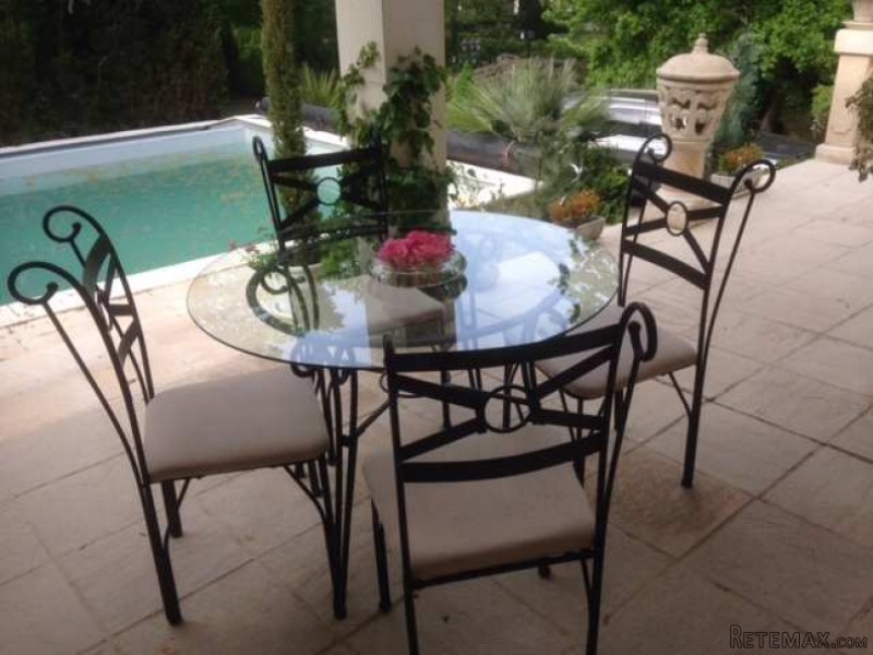 4 Bedrooms - Maison - For Sale - 2