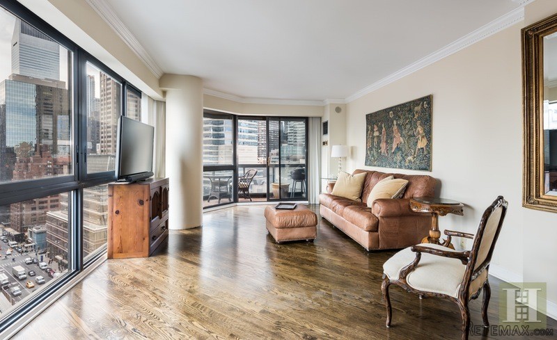 1 bedroom Apartment For Sale: 200 EAST..
