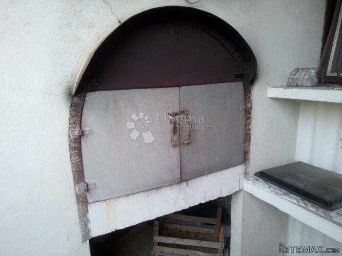 Biograd na Moru, kuća sa 3 stana - 3