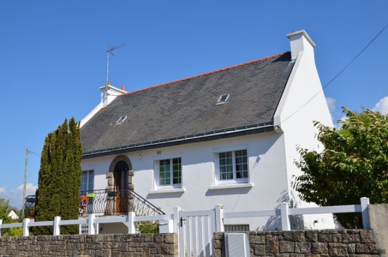 Coastal House with Harbour Views