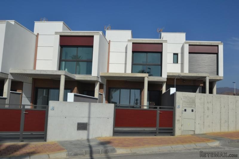 3 Bedrooms - Villa - Murcia - For Sale