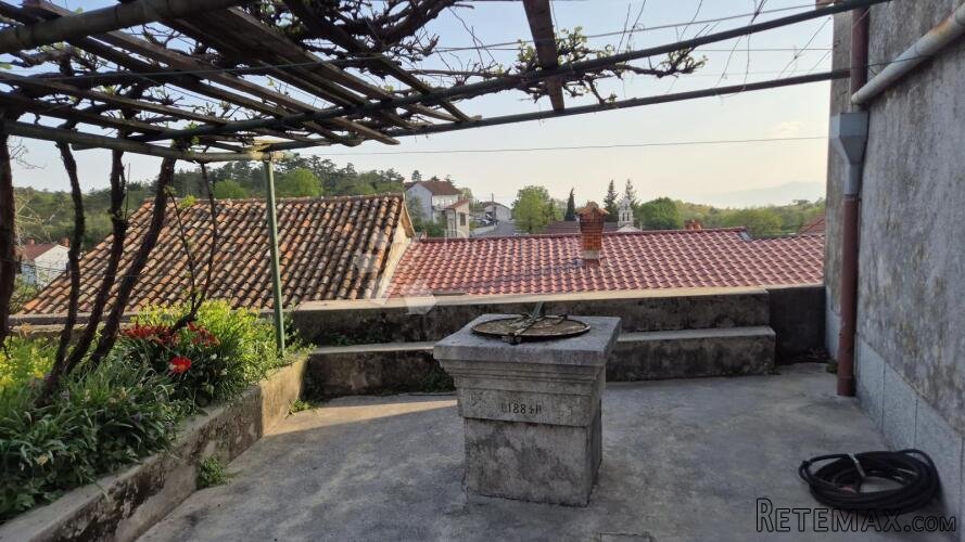 Grad Grobnik - useljiva kuća sa puno potencijala